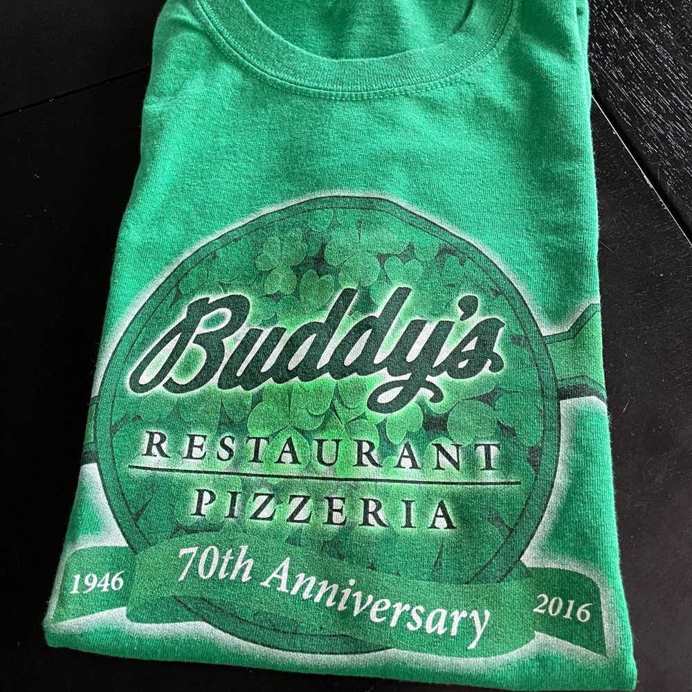 Buddy’s Pizzeria DETROIT St.Patricks Day GREEN Holiday Staff Shirt Unisex Medium